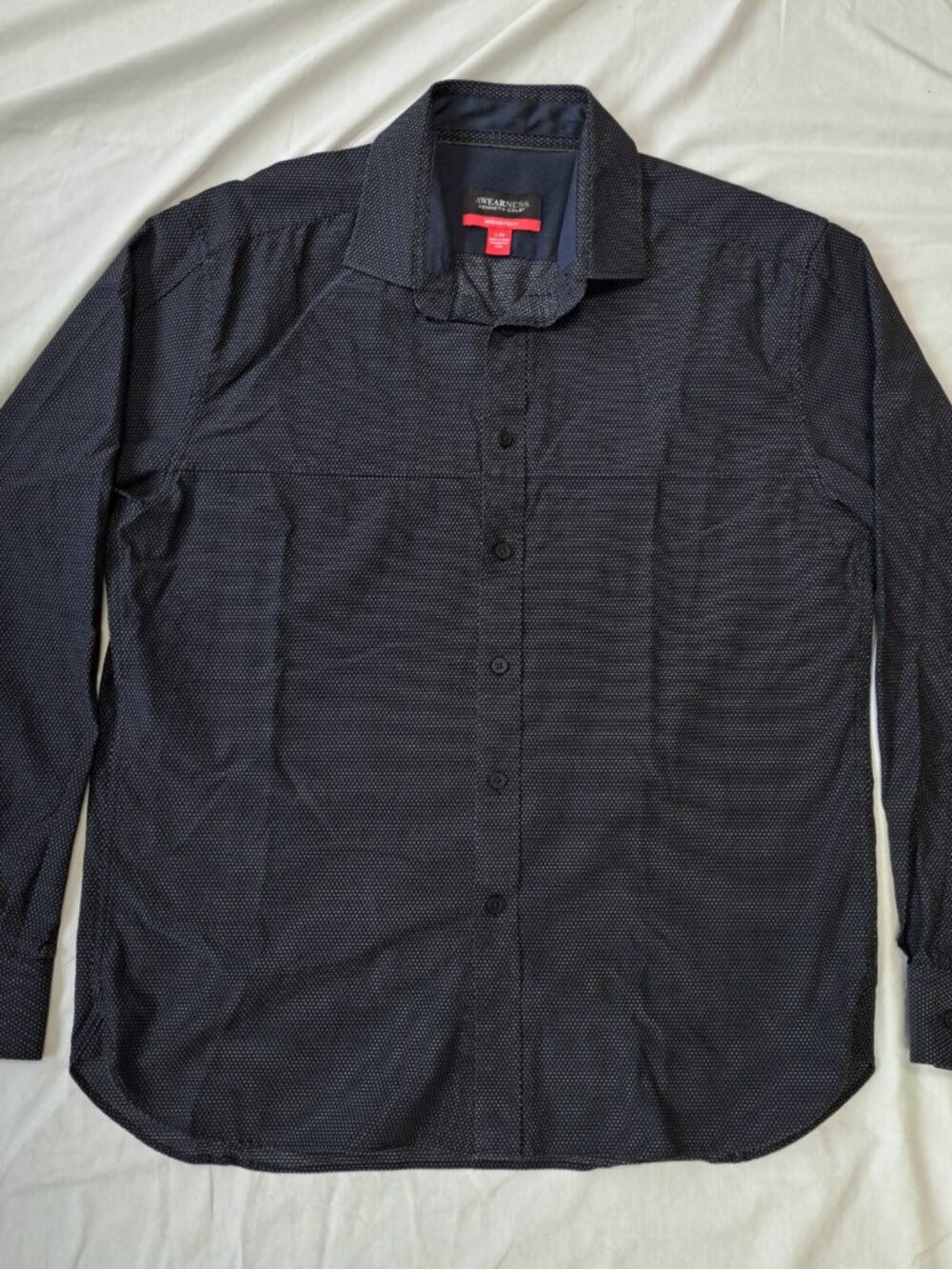 ✨ Kenneth Cole AWEAR-TEC Awearness Large Dark Patterned Button-Up Shirt ✨